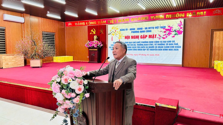 Phường Định Công tổ chức gặp mặt nguyên lãnh đạo và cán bộ chủ chốt Xuân Bính Ngọ 2026: Tri ân, đoàn kết và phát triển- Ảnh 5.