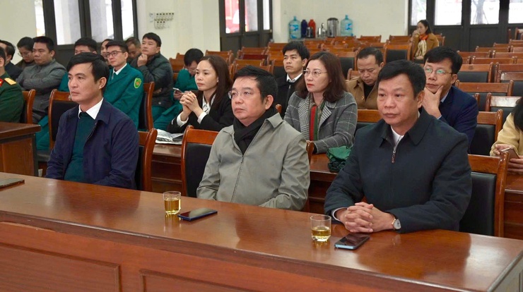 Xã Thiên Lộc tổ chức Hội nghị khen thưởng đối với các tập thể, cá nhân, hộ gia đình có thành tích xuất sắc trong công tác giải phóng mặt bằng dự án Cầu Thượng Cát và dự án Khu đô thị mới G19- Ảnh 2.