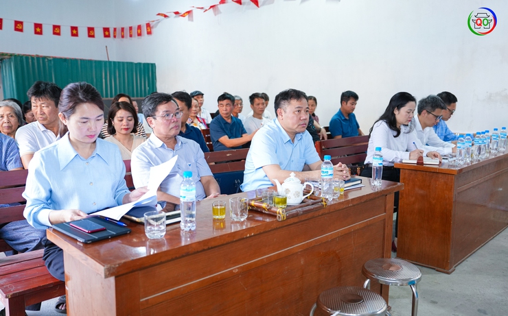 Đồng chí Phó Bí thư Đảng ủy, Chủ tịch UBND xã Quốc Oai dự sinh hoạt chi bộ tháng 3/2026 tại Chi bộ thôn Năm Trại- Ảnh 2.