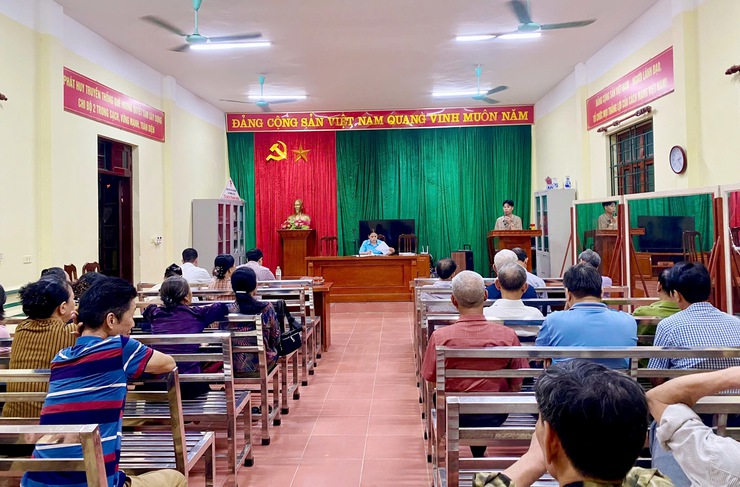 CHI BỘ THÔN PHƯỢNG CÁCH 2 NÂNG CAO CHẤT LƯỢNG SINH HOẠT THÁNG 3, NHẤN MẠNH TUYÊN TRUYỀN CUỘC BẦU CỬ ĐẠI BIỂU QUỐC HỘI VÀ HĐND CÁC CẤP- Ảnh 2.