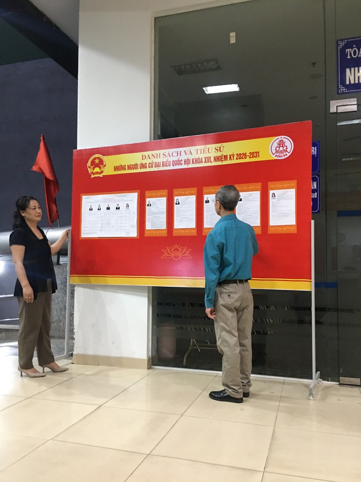 Phường Đống Đa hoàn thành niêm yết danh sách và tiểu sử những người ứng cử đại biểu Quốc hội và HĐND các cấp, nhiệm kỳ 2026 – 2031- Ảnh 10.