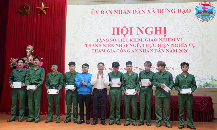 HỘI NGHỊ GẶP MẶT THANH NIÊN NHẬP NGŨ VÀ THỰC HIỆN NGHĨA VỤ THAM GIA CÔNG AN NHÂN DÂN NĂM 2026- Ảnh 5.