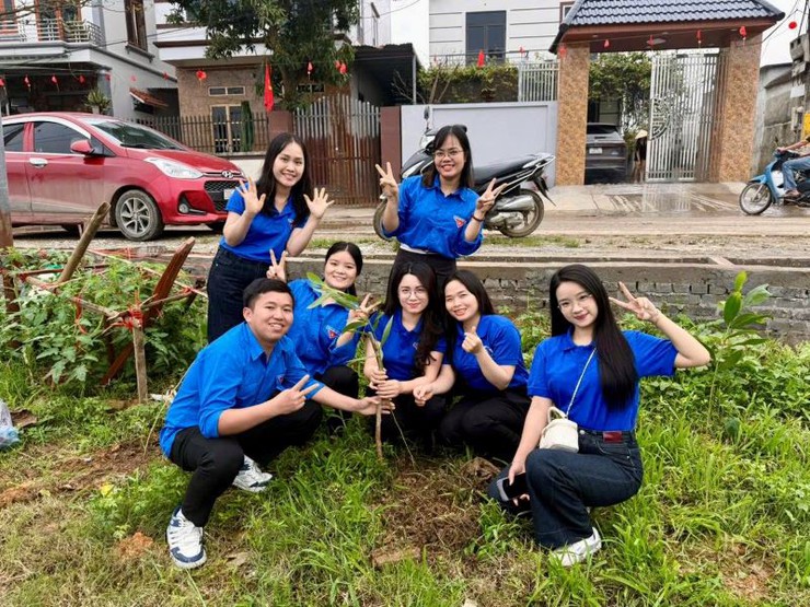 Tuổi trẻ Xuân Mai ra quân Tháng Thanh niên và phát động Tết trồng cây Xuân Bính Ngọ 2026- Ảnh 5.