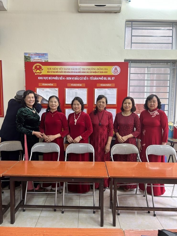 Phường Đống Đa hoàn thành niêm yết danh sách và tiểu sử những người ứng cử đại biểu Quốc hội và HĐND các cấp, nhiệm kỳ 2026 – 2031- Ảnh 2.