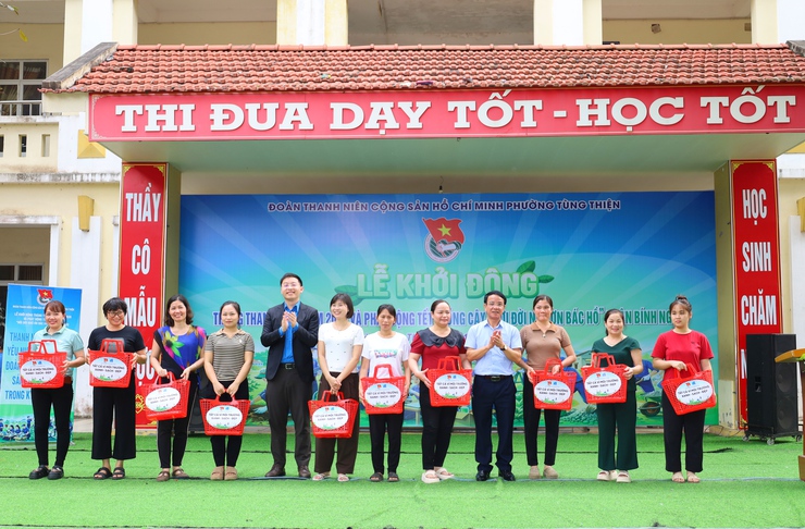Tuổi trẻ phường Tùng Thiện khởi động Tháng Thanh niên năm 2026 và phát động Tết trồng cây Xuân Bính Ngọ- Ảnh 3.