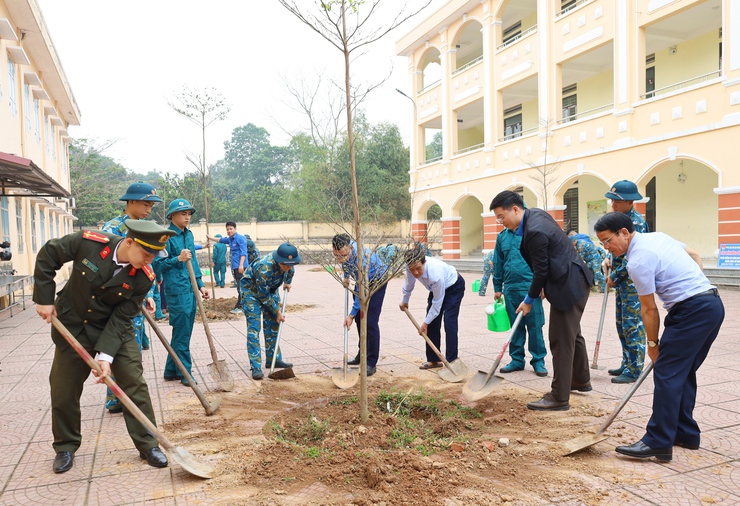 Tuổi trẻ phường Tùng Thiện khởi động Tháng Thanh niên năm 2026 và phát động Tết trồng cây Xuân Bính Ngọ- Ảnh 5.