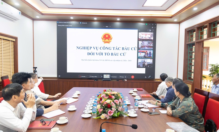 CÁC TỔ BẦU CỬ XÃ ỨNG THIÊN THAM DỰ TẬP HUẤN NGHIỆP VỤ CÔNG TÁC BẦU CỬ- Ảnh 2.