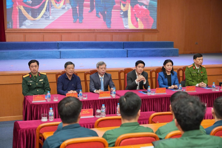 Phường Thanh Xuân tổ chức buổi gặp mặt thanh niên lên đường nhập ngũ và quân nhân xuất ngũ năm 2026- Ảnh 1.