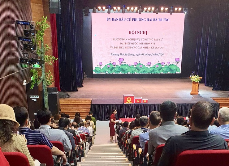 Phường Hai Bà Trưng: Tổ chức Hội nghị tập huấn trực tiếp nghiệp vụ công tác bầu cử đại biểu Quốc hội khóa XVI và đại biểu Hội đồng nhân dân  các cấp nhiệm kỳ 2026 - 2031.- Ảnh 1.