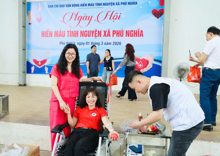 Sôi nổi Ngày hội hiến máu tình nguyện xã Phú Nghĩa năm 2026- Ảnh 11.