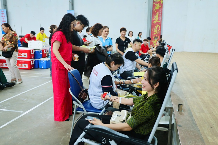 Sôi nổi Ngày hội hiến máu tình nguyện xã Phú Nghĩa năm 2026- Ảnh 8.
