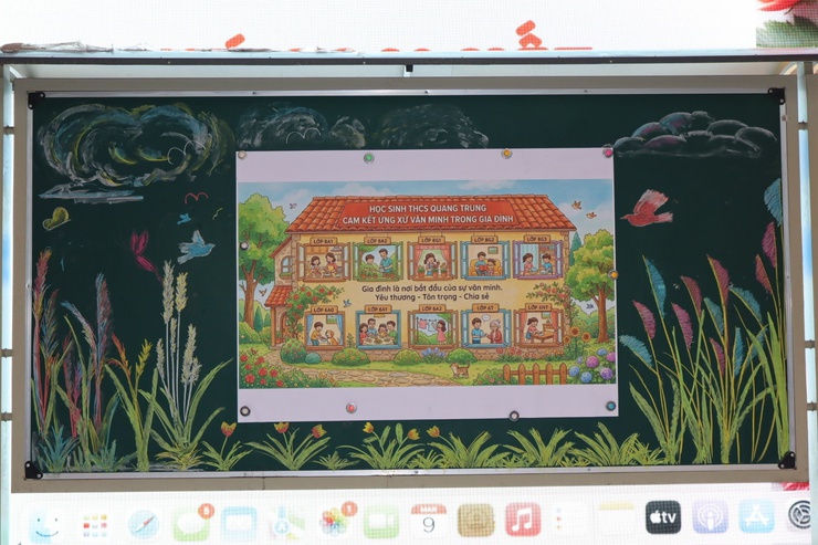 Trường THCS Quang Trung thực hiện chuyên đề truyền thông về "Giáo dục lối sống- ứng xử trong gia đình"- Ảnh 5.