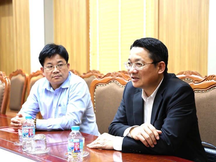 Lãnh đạo Ban Tuyên giáo và Dân vận Thành uỷ Hà Nội kiểm tra công tác bầu cử tại xã Tam Hưng - Ảnh 3.