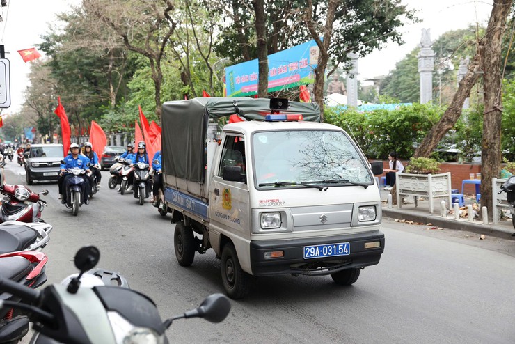 Ra quân tháng thanh niên 2026 - Phát huy vai trò xung kích, sáng tạo của tuổi trẻ Công an phường Đống Đa- Ảnh 2.