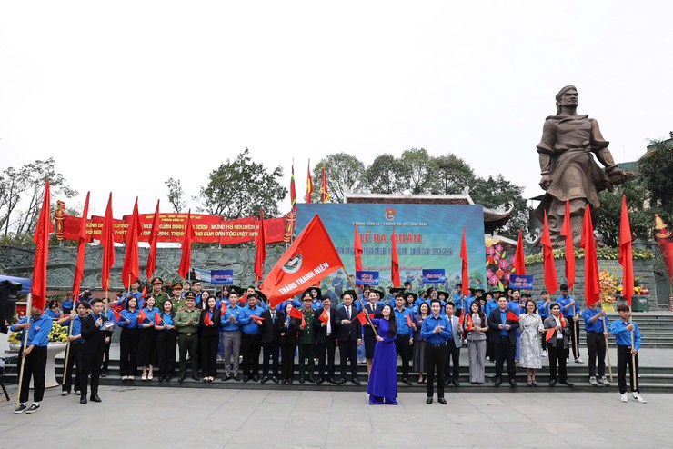 Ra quân tháng thanh niên 2026 - Phát huy vai trò xung kích, sáng tạo của tuổi trẻ Công an phường Đống Đa- Ảnh 1.