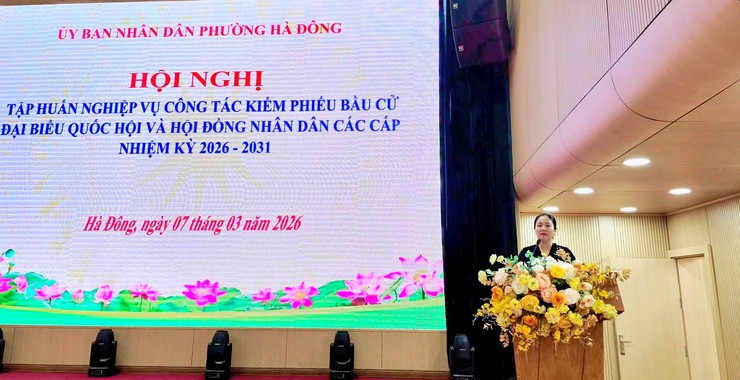 phường Hà Đông tổ chức Hội nghị tập huấn nghiệp vụ công tác kiểm phiếu bầu cử- Ảnh 2.