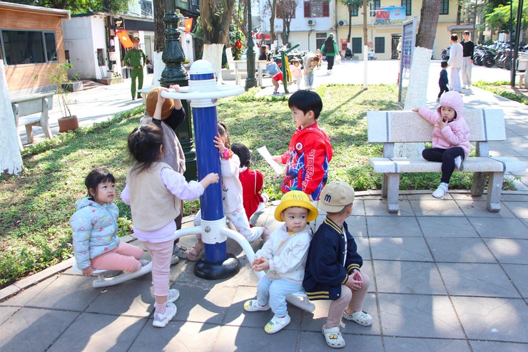 KHÁNH THÀNH MÔ HÌNH “DÂN VẬN KHÉO” - CHÀO MỪNG CUỘC BẦU CỬ ĐẠI BIỂU QUỐC HỘI KHÓA XVI VÀ ĐẠI BIỂU HĐND CÁC CẤP NHIỆM KỲ 2026- 2031- Ảnh 9.