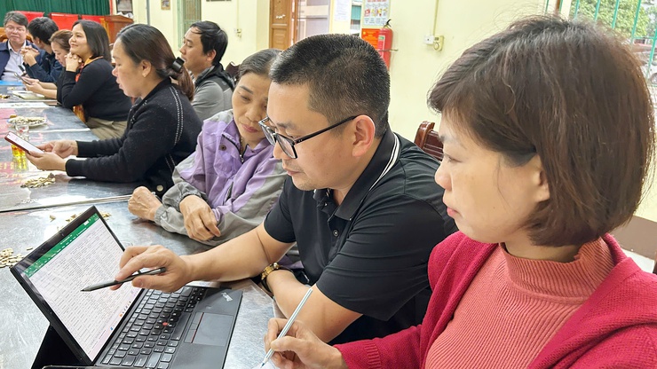 Đồng chí Trưởng Ban bầu cử số 02 Tô Thị Đào kiểm tra công tác chuẩn bị cho cuộc bầu cử đại biểu Quốc hội khóa XVI và đại biểu HĐND các cấp, nhiệm kỳ 2026 – 2031 tại đơn vị bầu cử số 02- Ảnh 8.