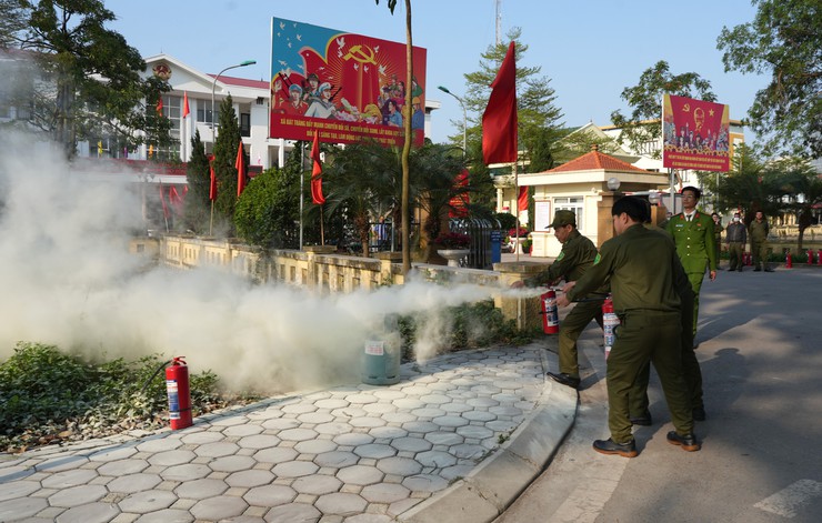 Bát Tràng huấn luyện, bồi dưỡng nghiệp vụ phòng cháy, chữa cháy và cứu nạn cứu hộ cho lực lượng cơ sở- Ảnh 3.