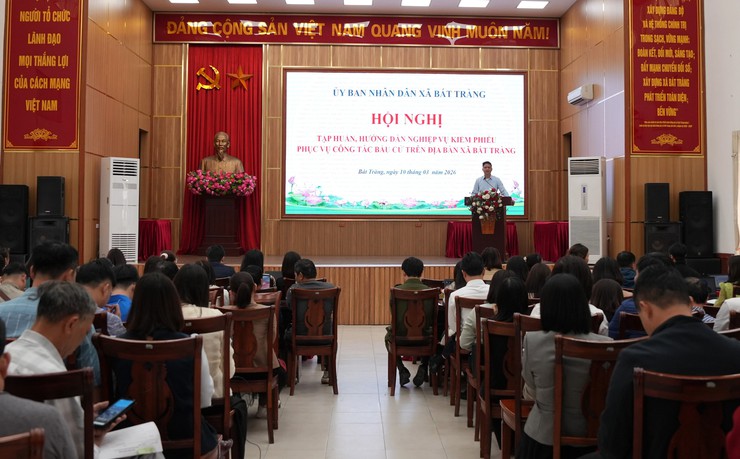 Bát Tràng tập huấn nghiệp vụ kiểm phiếu, tổng hợp kết quả bầu cử- Ảnh 1.