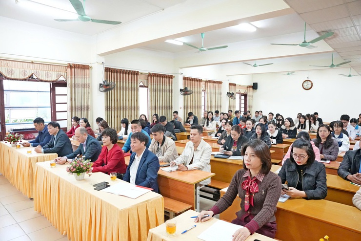 SƠN TÂY KHAI GIẢNG LỚP BỒI DƯỠNG NHẬN THỨC VỀ ĐẢNG KHOÁ II NĂM 2026- Ảnh 2.