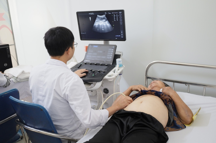 BVĐK Vân Đình ký kết hỗ trợ chuyên môn cho Trạm y tế xã Vân Đình: Từng bước nâng tầm y tế cơ sở- Ảnh 7.