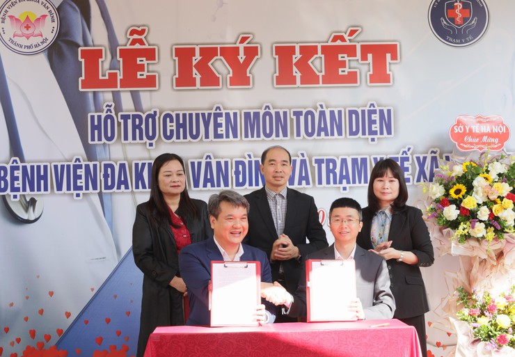 BVĐK Vân Đình ký kết hỗ trợ chuyên môn cho Trạm y tế xã Vân Đình: Từng bước nâng tầm y tế cơ sở- Ảnh 3.