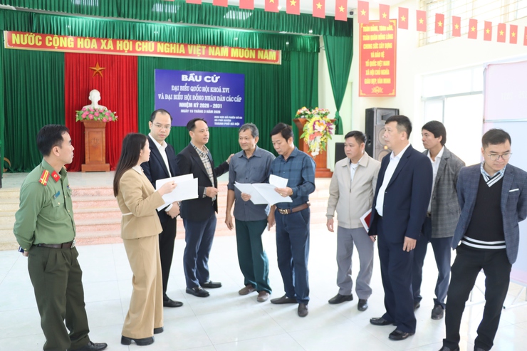 Đoàn kiểm tra, giám sát số 08 của Uỷ ban MTTQ Việt Nam TP Hà Nội về kiểm tra, giám sát công tác bầu cử- Ảnh 9.