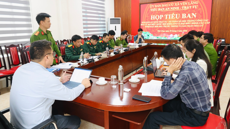 TIỂU BAN BẢO ĐẢM AN NINH TRẬT TỰ VÀ AN TOÀN XÃ HỘI TỔ CHỨC HỌP RÀ SOÁT PHƯƠNG ÁN, PHÂN CÔNG NHIỆM VỤ, BẢO ĐẢM AN NINH, AN TOÀN TRÊN TOÀN ĐỊA BÀN XÃ.- Ảnh 1.