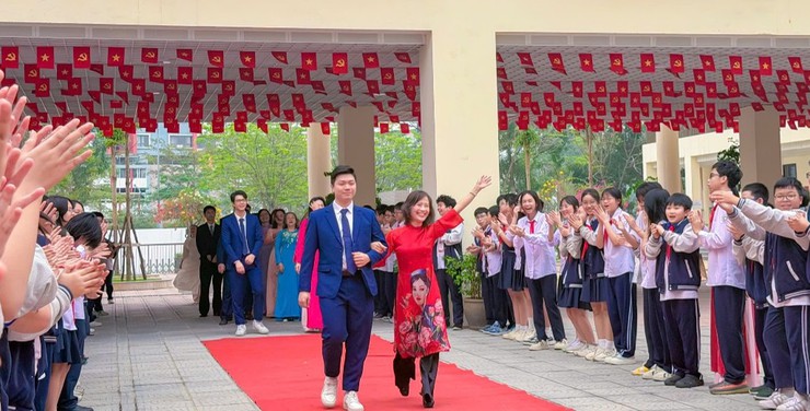 TRƯỜNG THCS HOÀNG MAI HƯỞNG ỨNG "TUẦN LỄ ÁO DÀI 2026"- Ảnh 2.