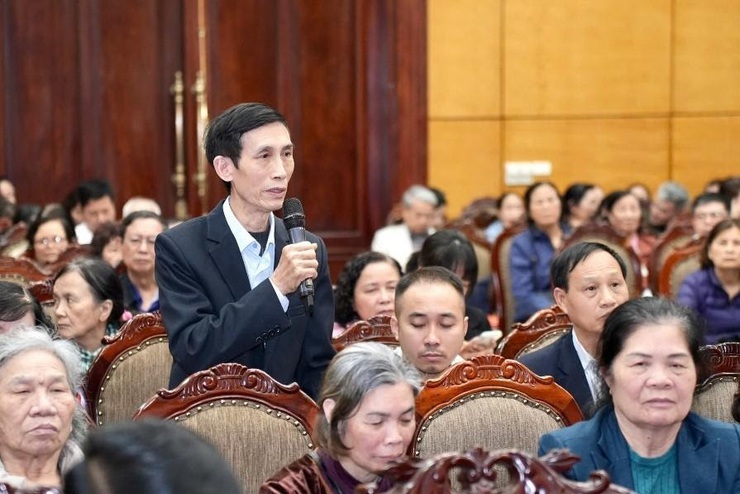 Hội nghị tiếp xúc cử tri với người ứng cử đại biểu HĐND Thành phố tại Đơn vị bầu cử số 06: Gửi trọn kỳ vọng vào những gương mặt "có tâm, có tầm"!- Ảnh 14.