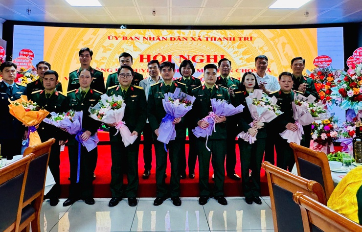Hội nghị công bố Quyết định, ra mắt Ban CHQS Xã và gặp mặt các đơn vị quân đội đóng quân trên địa bàn- Ảnh 5.