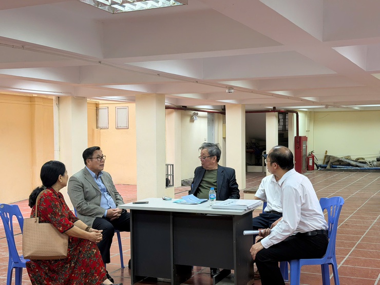 Đồng chí Bí thư Đảng ủy phường Từ Liêm kiểm tra công tác chuẩn bị bầu cử tại các điểm bầu cử trên địa bàn- Ảnh 3.