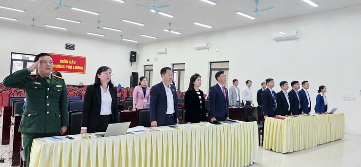 HĐND Phường Phú Lương khóa I, nhiệm kỳ 2021- 2026  tổ chức kỳ họp thứ 5 (Kỳ họp chuyên đề)- Ảnh 1.