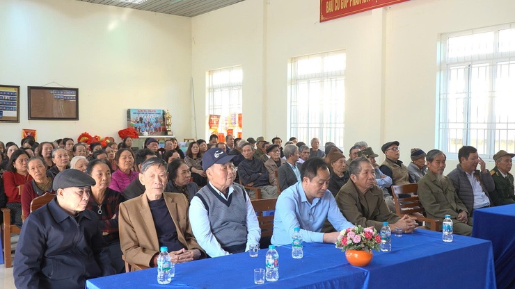 Cử tri thôn Tân Dân 1 tin tưởng, kỳ vọng vào các ứng cử viên đại biểu HĐND xã Thanh Oai- Ảnh 3.