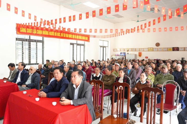 ĐƠN VỊ BẦU CỬ SỐ 5 TIẾP XÚC CỬ TRI TẠI THÔN TÂY SƠN- Ảnh 14.