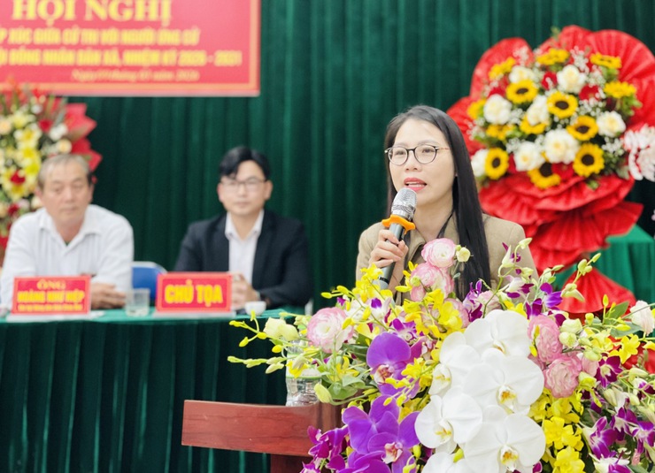 TIẾP XÚC CỬ TRI THÔN NGỌC ĐÌNH – 8 ỨNG CỬ VIÊN HĐND XÃ ĐƠN VỊ BẦU CỬ SỐ 4 TRÌNH BÀY CHƯƠNG TRÌNH HÀNH ĐỘNG- Ảnh 4.