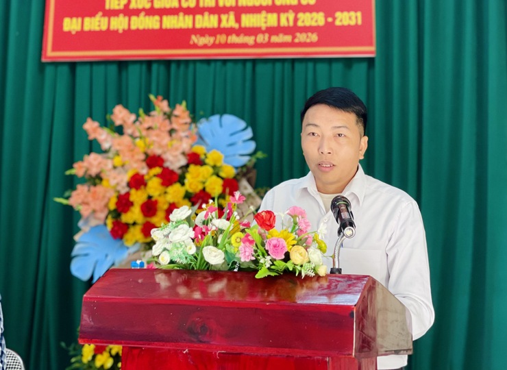 ỨNG CỬ VIÊN ĐƠN VỊ BẦU CỬ SỐ 02 TIẾP XÚC CỬ TRI THÔN ÁNG PHAO- Ảnh 8.