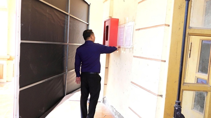 Bí thư Đảng uỷ xã Bình Minh Nguyễn Khánh Bình kiểm tra công tác chuẩn bị bầu cử tại các khu vực bỏ phiếu- Ảnh 4.