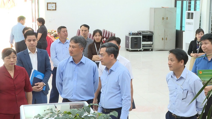 Đoàn công tác số 5 của Thành ủy Hà Nội kiểm tra công tác chuẩn bị bầu cử tại Đơn vị bầu cử số 2, thôn Ngọc Chi- Ảnh 8.