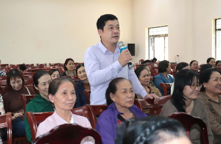 Hội Nông dân xã Bát Tràng mạn đàm tiểu sử người ứng cử đại biểu Quốc hội khóa XVI và đại biểu HĐND các cấp, nhiệm kỳ 2026-2031- Ảnh 3.