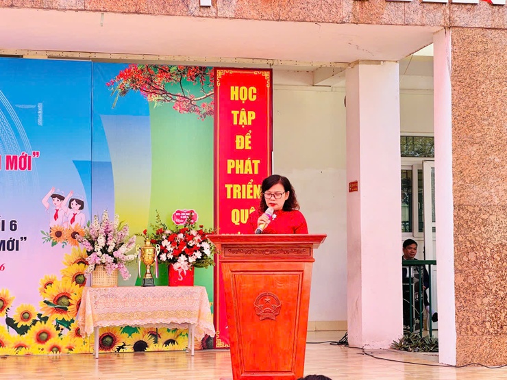 Sôi nổi Giải bóng đá thiếu niên Trường THCS Thạch Thán năm học 2025–2026 chào mừng ngày thành lập Đoàn và cuộc bầu cử- Ảnh 6.