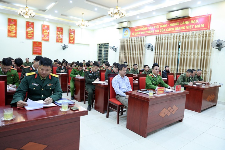 Công an xã Xuân Mai triển khai kế hoạch, phương án đảm bảo an ninh trật tự bảo vệ tuyệt đối an toàn bầu cử- Ảnh 2.