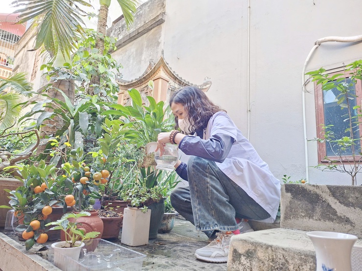 Trạm Y tế xã Quốc Oai ra quân tổng vệ sinh môi trường, chủ động phòng chống dịch bệnh trước ngày bầu cử- Ảnh 6.