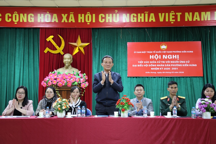 Ứng cử viên đại biểu HĐND phường Kiến Hưng tại đơn vị bầu cử số 5 tiếp xúc cử tri tổ dân phố 19- Ảnh 5.