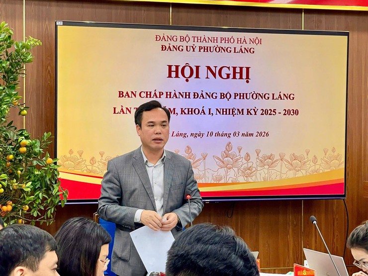 ĐẢNG ỦY PHƯỜNG LÁNG TỔ CHỨC HỘI NGHỊ LẦN THỨ NĂM BAN CHẤP HÀNH ĐẢNG BỘ PHƯỜNG KHÓA I, NHIỆM KỲ 2025–2030- Ảnh 1.