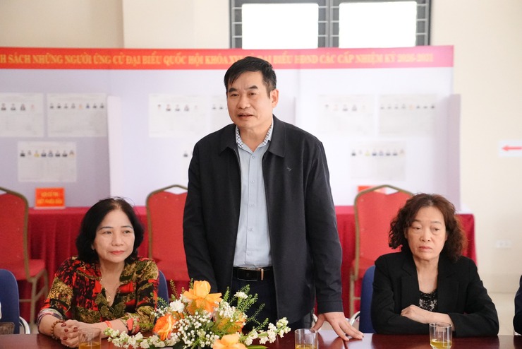 LÃNH ĐẠO TP HÀ NỘI KHẢO SÁT CÔNG TÁC BẦU CỬ TẠI XÃ ĐÔNG ANH- Ảnh 5.