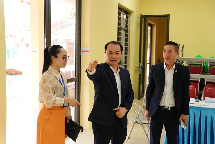 LÃNH ĐẠO TP HÀ NỘI KHẢO SÁT CÔNG TÁC BẦU CỬ TẠI XÃ ĐÔNG ANH- Ảnh 9.