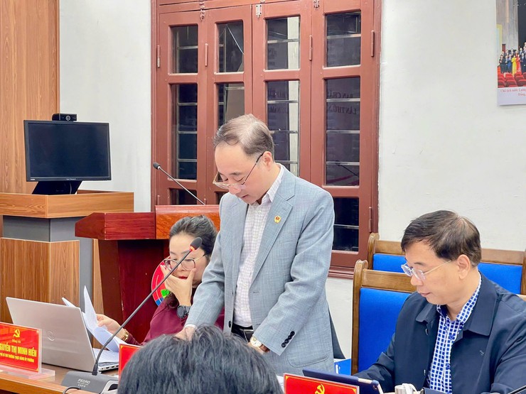 ĐẢNG ỦY PHƯỜNG LÁNG TỔ CHỨC HỘI NGHỊ LẦN THỨ NĂM BAN CHẤP HÀNH ĐẢNG BỘ PHƯỜNG KHÓA I, NHIỆM KỲ 2025–2030- Ảnh 9.