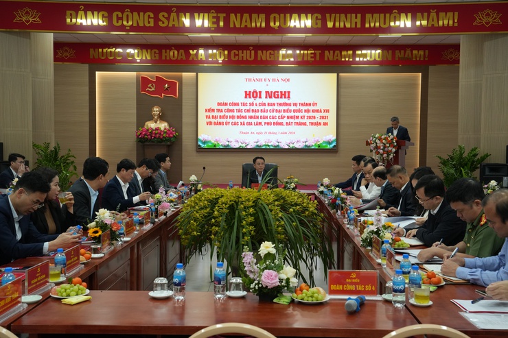 Tập trung cao độ, rà soát, hoàn thiện mọi điều kiện bảo đảm cuộc bầu cử diễn ra đúng quy định, an toàn, dân chủ, thực sự trở thành Ngày hội của toàn dân.- Ảnh 1.